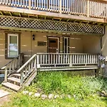 Northview-Blue Mountain-Sauna-Firepit-Balcony-Parking