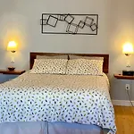 Ideal Getaway, Perfectly Located
