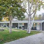 Boutique Suite #6