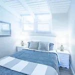 2Br Boutique Suite #8