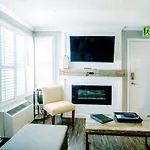 Updated Blue Mountain Studio @ North Creek Resort