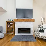 Stunning Townhouse - 3 Bdrm Blue Mountain Village Sauna!