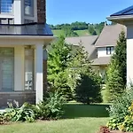 Condo 31 At Snowbridge