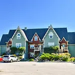 Condo 123 At Snowbridge