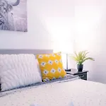 Trendy Blue Mountain Studio - King Bed, Free Coffee