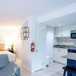 Gorgeous Studio Condo In Blue Mountains Sleeps 4