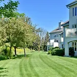 Sierra Lane 120