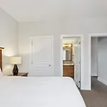Blue Mountain Retreat At Rivergrass