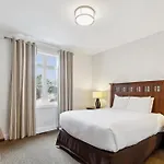 Blue Mountain Retreat At Rivergrass