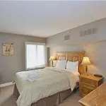 Large Modern Ground Floor Condo At Mountain Walk