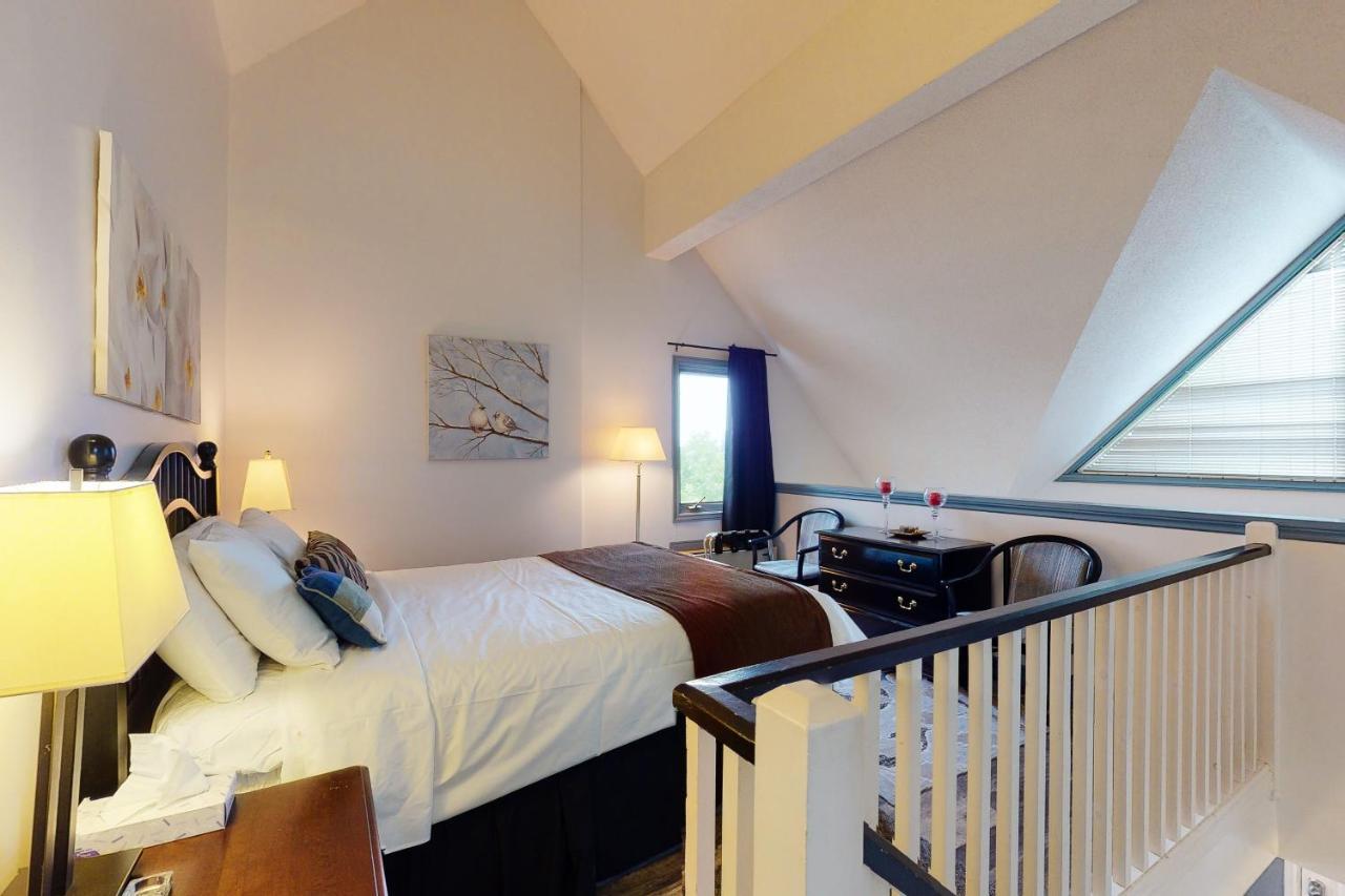 212 At North Creek By Vacasa Apartment *