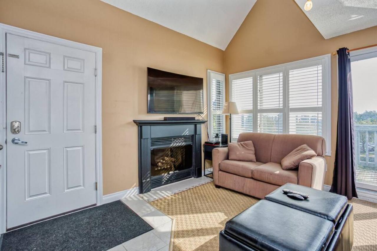 Apartment Mountainside 2 Bed 2 Bath With Laundry *