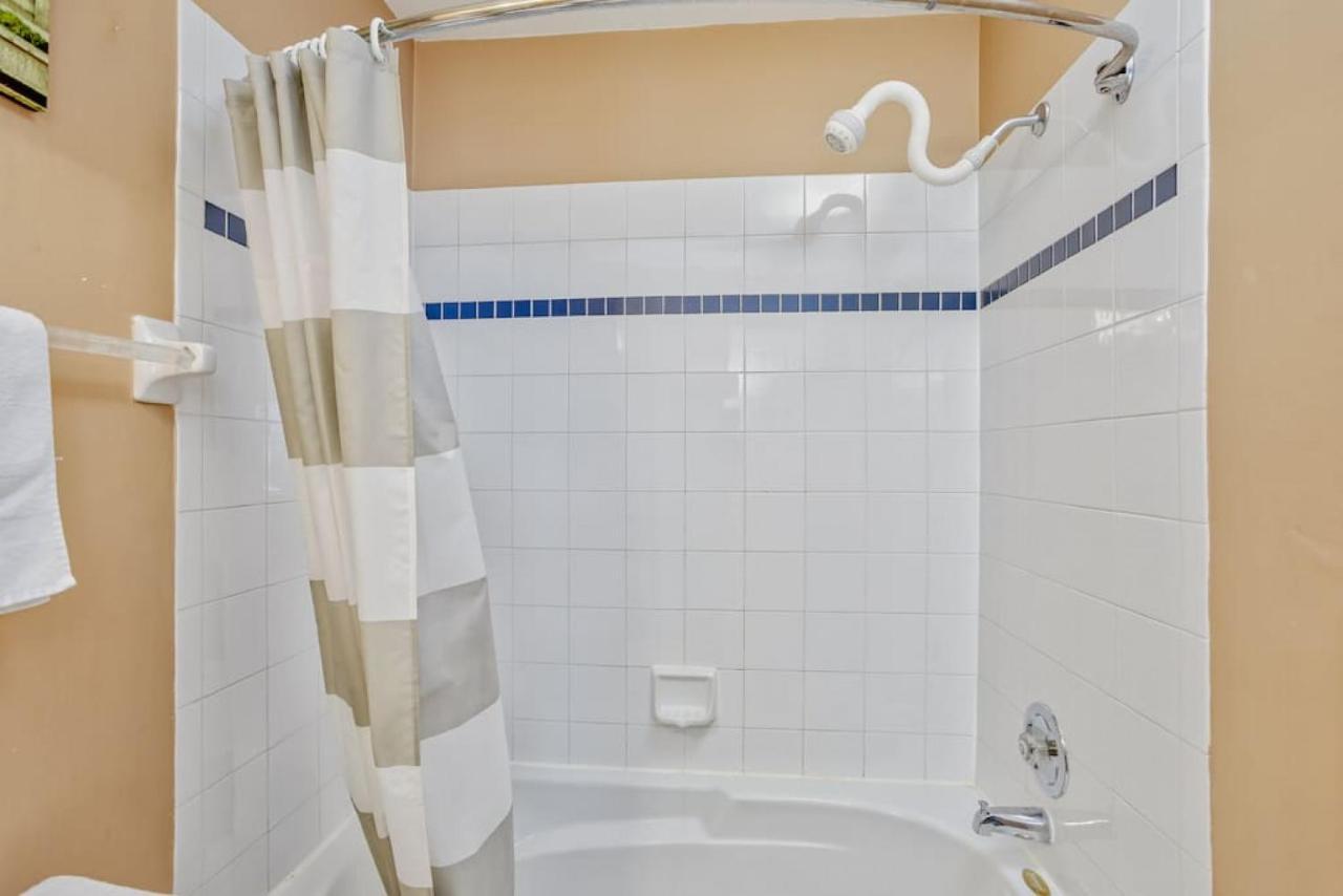 Mountainside 2 Bed 2 Bath With Laundry Apartment