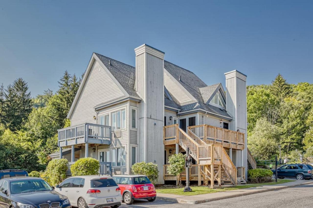 Mountainside 2 Bed 2 Bath With Laundry *