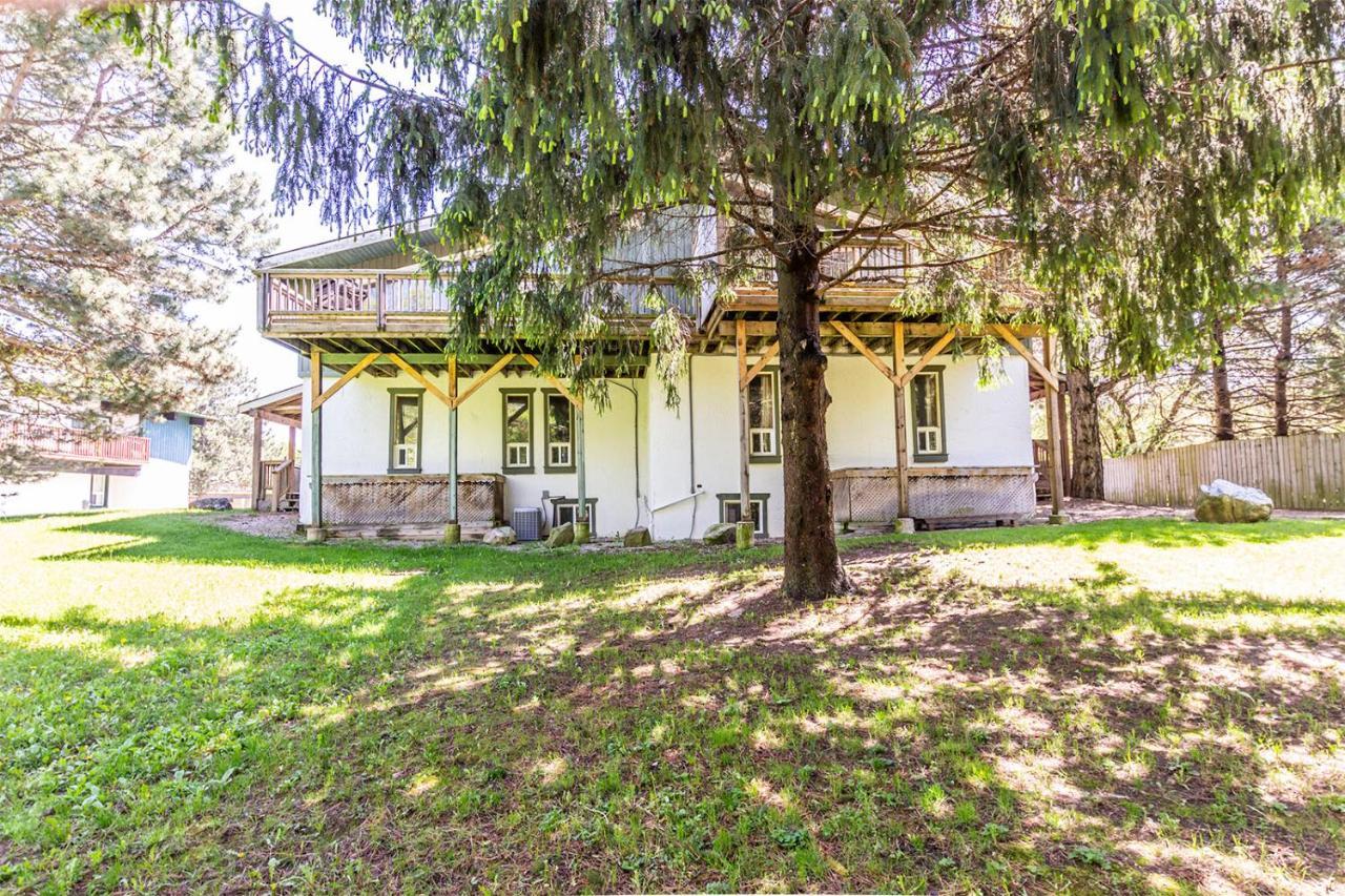 Mountain Trail-smart Tv-self Check-in-full Kitchen-balcony-bbq Chalet *