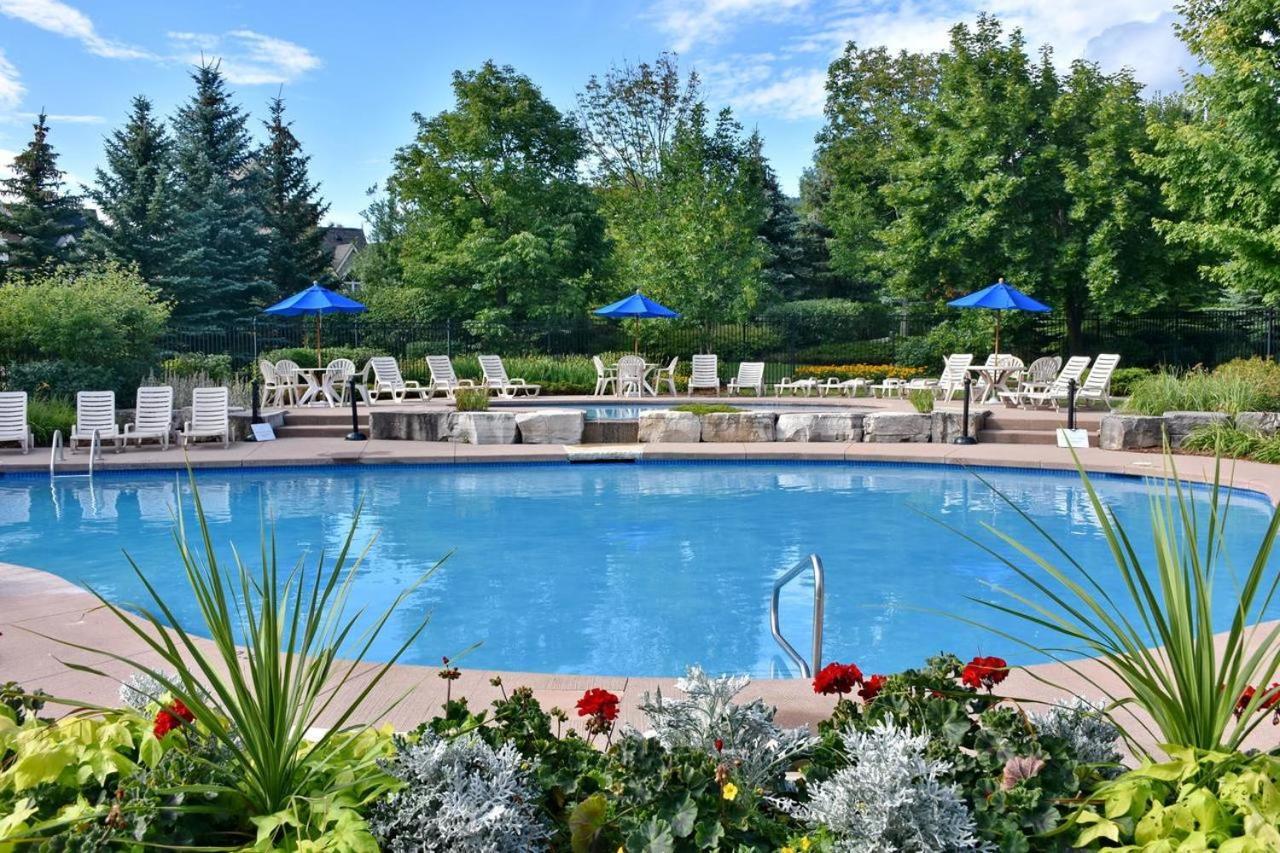 Beautiful & Bright 3 Bed Townhome Near Village Apartment Blue Mountains