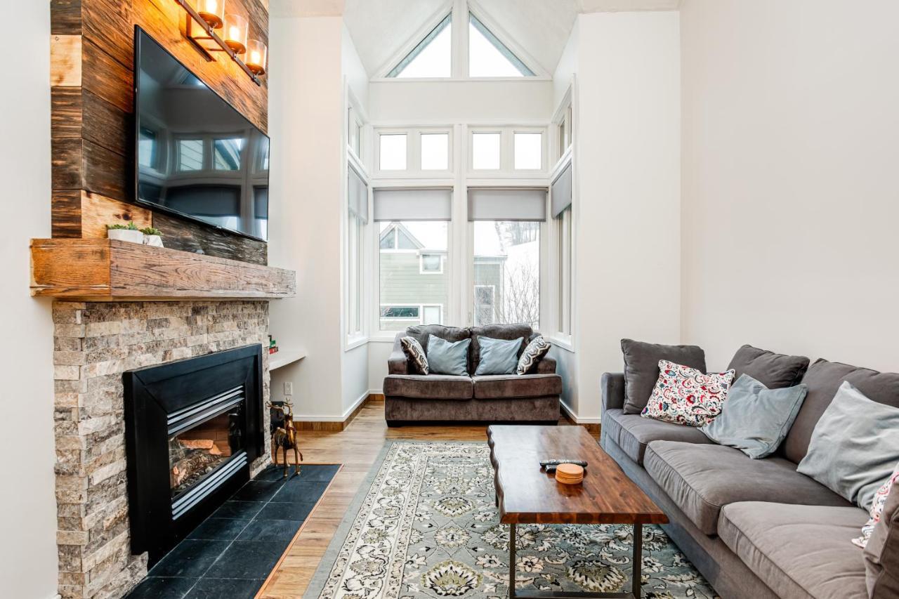 211 Chateau Ridge Apartment *