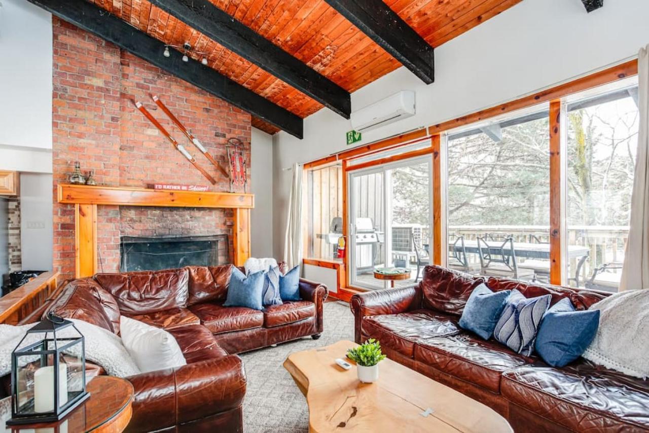 Chalet Blue Mtn With A Sauna, Sleeps 20