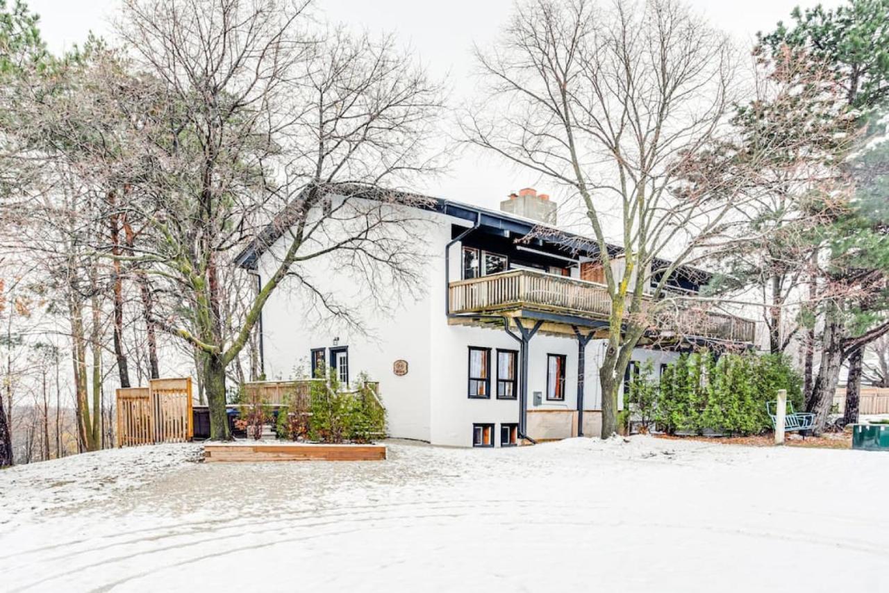 Chalet Blue Mtn With A Sauna, Sleeps 20 *