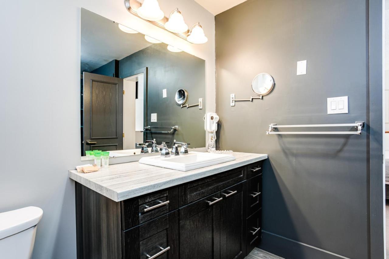 2 Bdrm In Out Loft At Blue Mountain Apartment *