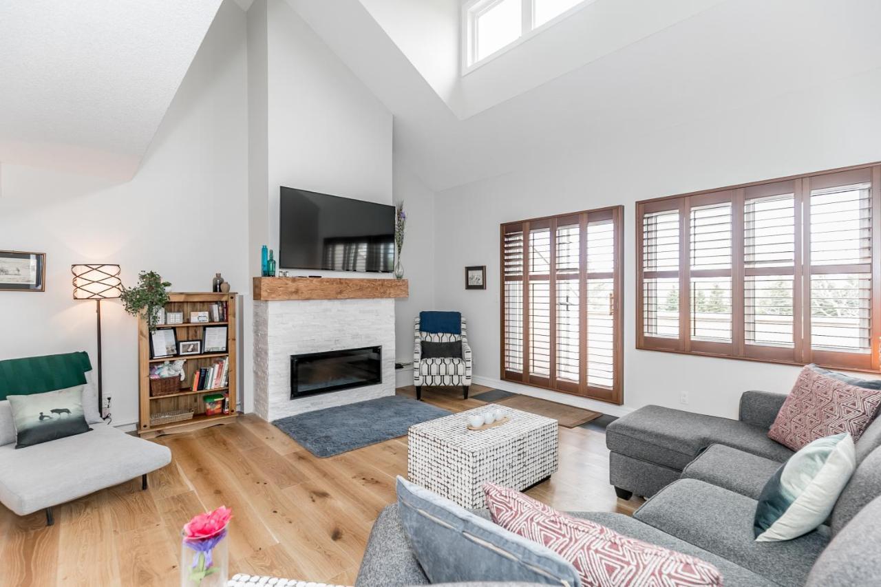 Stunning Townhouse - 3 Bdrm Blue Mountain Village Sauna! Holiday home *