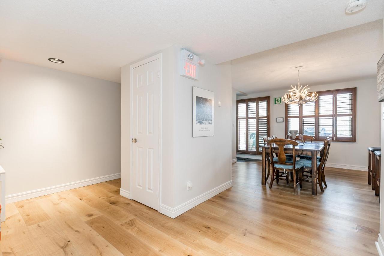 Stunning Townhouse - 3 Bdrm Blue Mountain Village Sauna! Blue Mountains