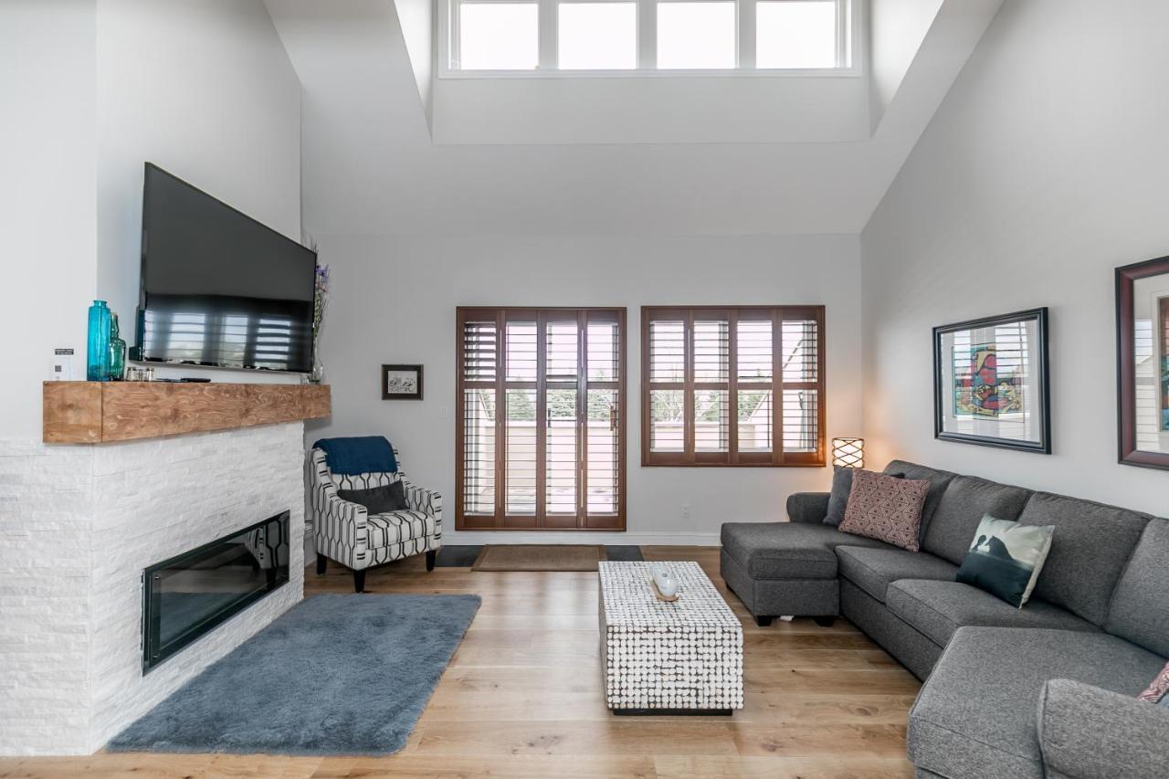 Stunning Townhouse - 3 Bdrm Blue Mountain Village Sauna! *