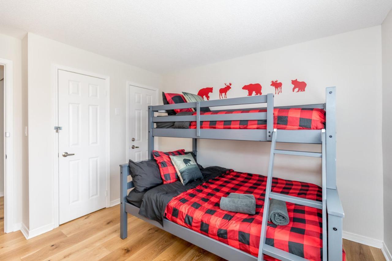 Holiday home Stunning Townhouse - 3 Bdrm Blue Mountain Village Sauna!