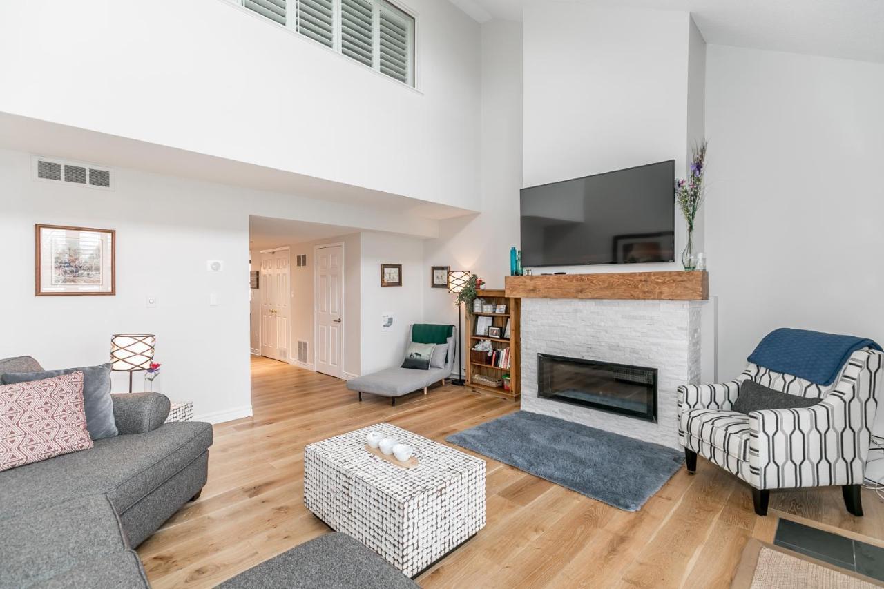 Stunning Townhouse - 3 Bdrm Blue Mountain Village Sauna! Holiday home