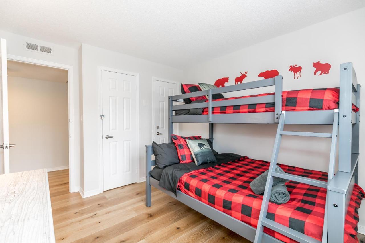 Stunning Townhouse - 3 Bdrm Blue Mountain Village Sauna! Holiday home