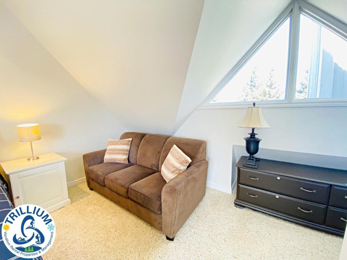 Lodge Blue Mountain Suites *