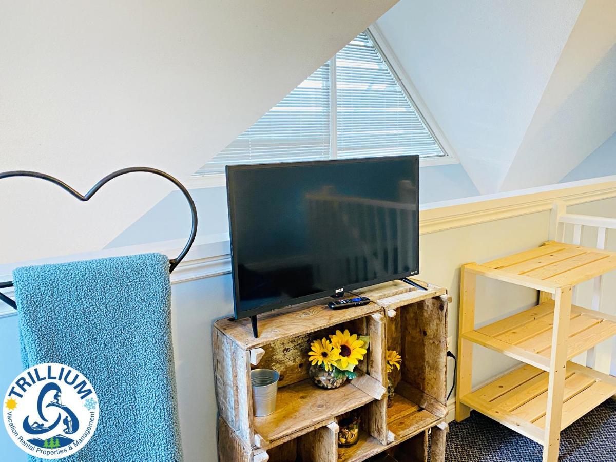 Cozy Loft With 2 Baths Next To Slopes Apartment *