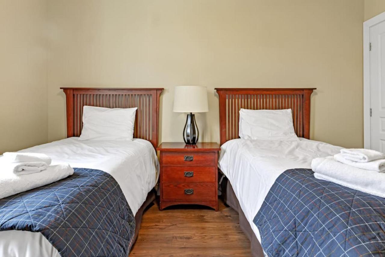 Blue Mountain Getaway Located On Golf Course Holiday home