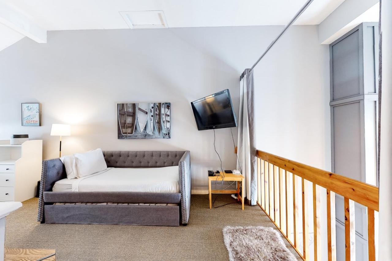 Apartment Wintergreen 127 *
