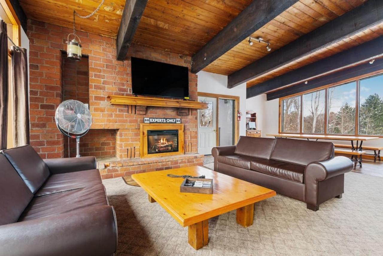 Chalet 12 Beds Sleep 16 Chalet-sauna-hottub-2min To Blue