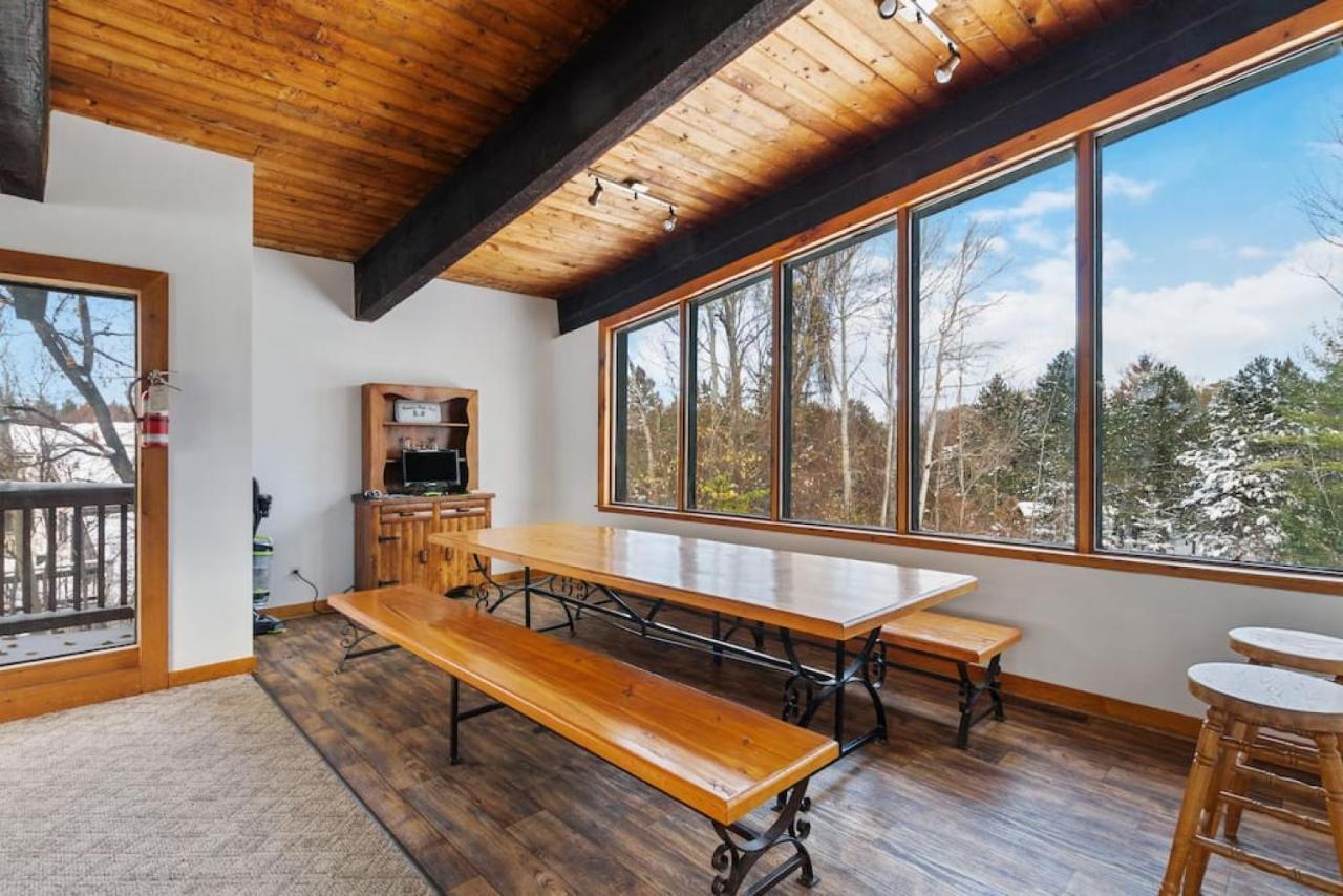 12 Beds Sleep 16 Chalet-sauna-hottub-2min To Blue