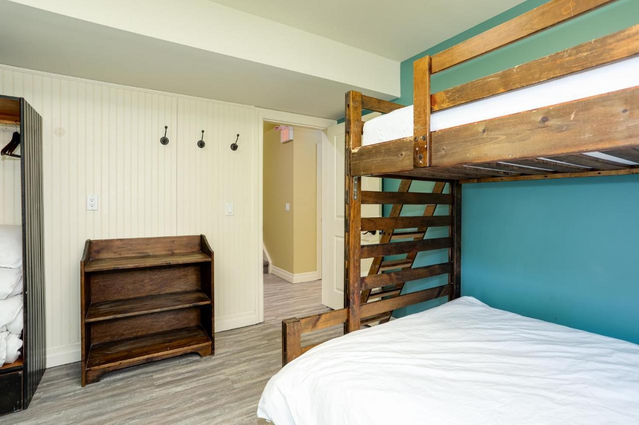 Chalet Blue View 5
