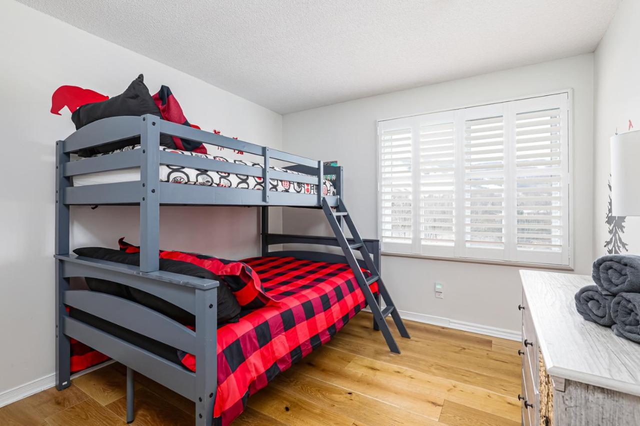 Stunning Townhouse - 3 Bdrm Blue Mountain Village Sauna! *