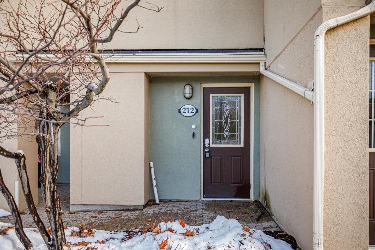 Stunning Townhouse - 3 Bdrm Blue Mountain Village Sauna! Holiday home