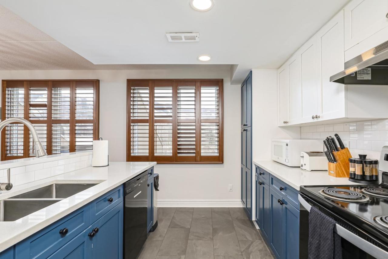 Stunning Townhouse - 3 Bdrm Blue Mountain Village Sauna! Holiday home