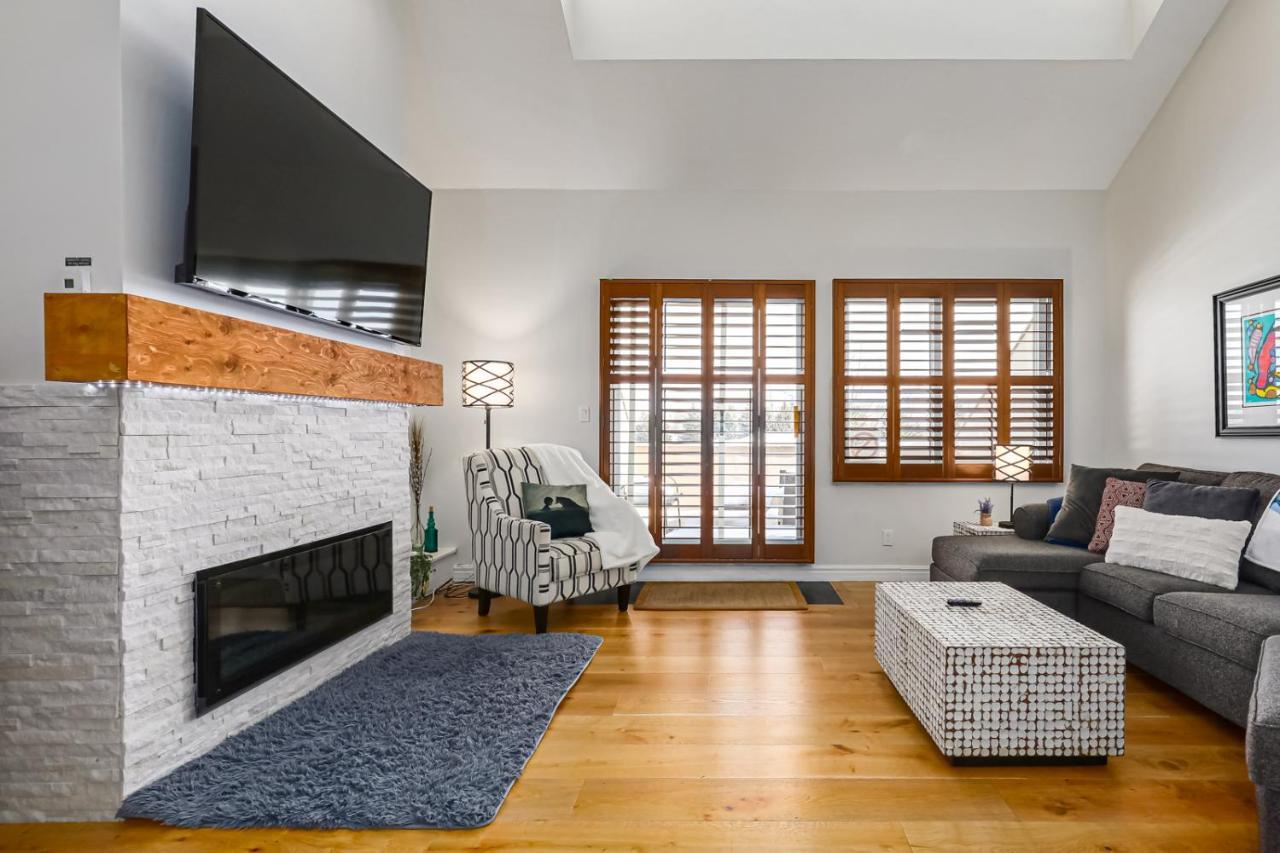 Stunning Townhouse - 3 Bdrm Blue Mountain Village Sauna! * Blue Mountains