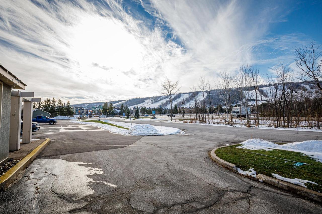 Stunning Townhouse - 3 Bdrm Blue Mountain Village Sauna! Holiday home *