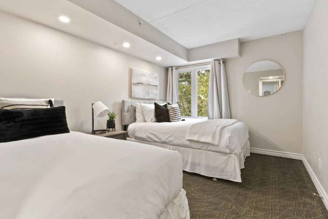 Blue Mountain With Amazing Location *