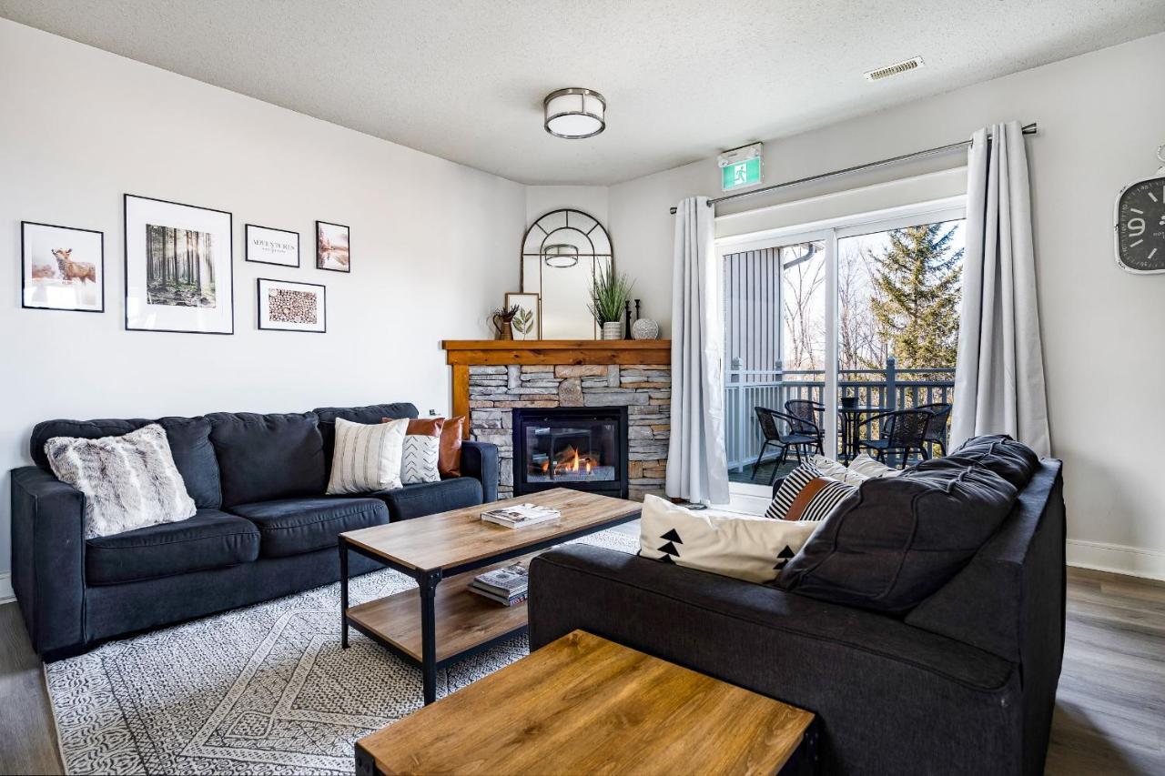 Beautiful & Bright 3 Bed Townhome Near Village Apartment *