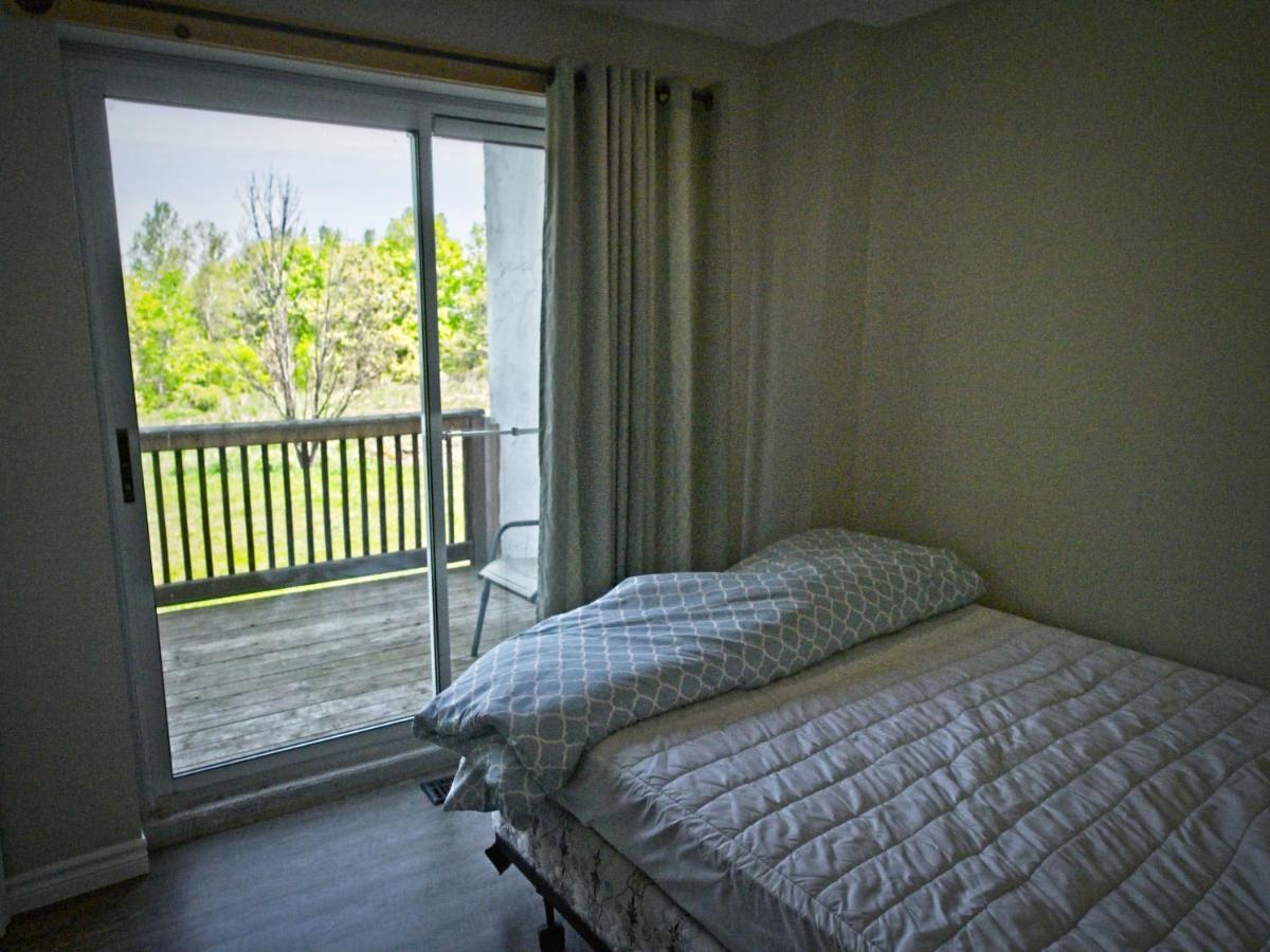Gateside Expansive 6 Bedroom Hot Tub Near Village Blue Mountain *