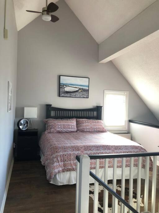 Blue Mountain Escape, Wifi, Base Of North Lift Holiday home