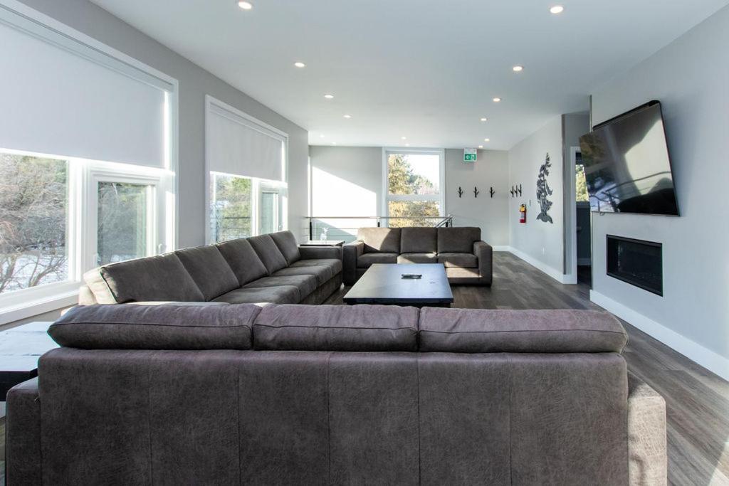 107 Birchview Trail *
