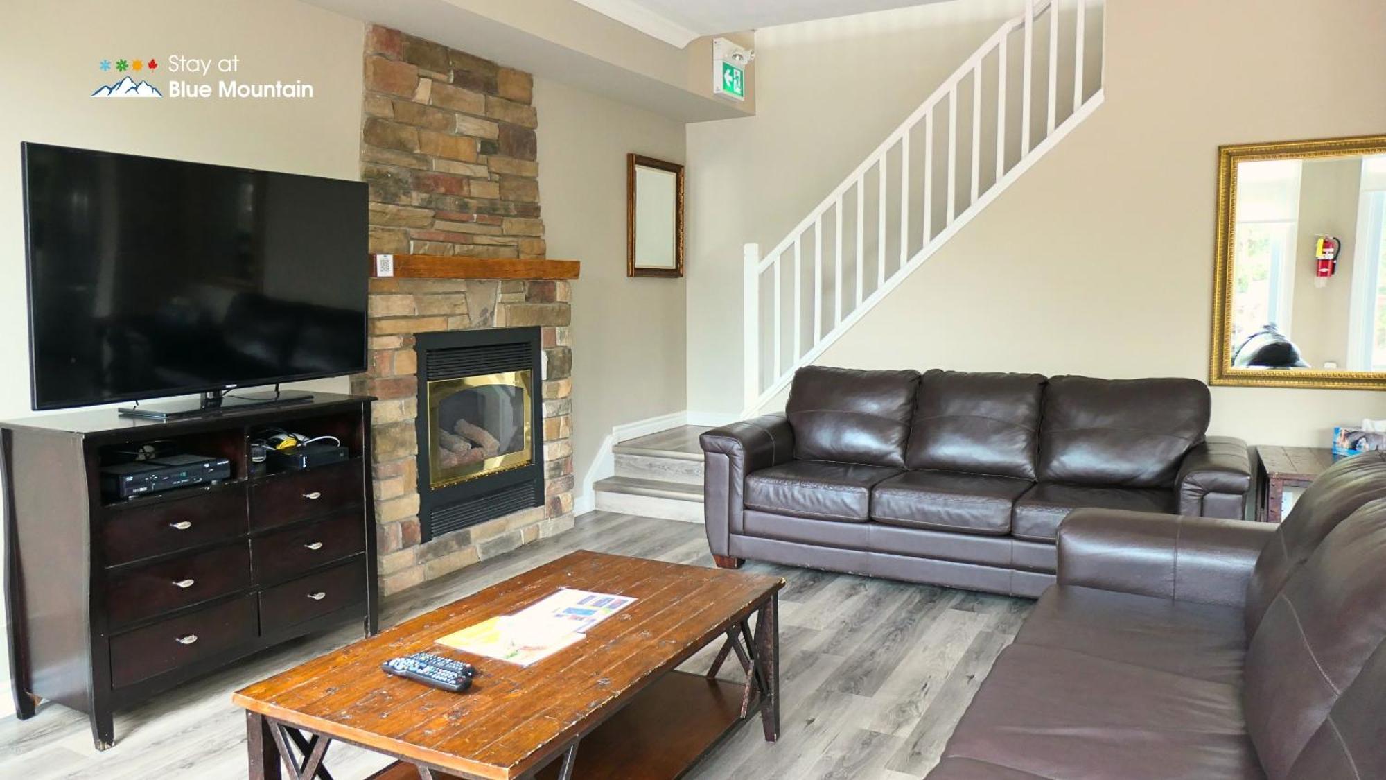 Chalet 5 Bedrooms, Mountain Views, Steps From Blue Mountain Village, Hot Tub, Bbq *