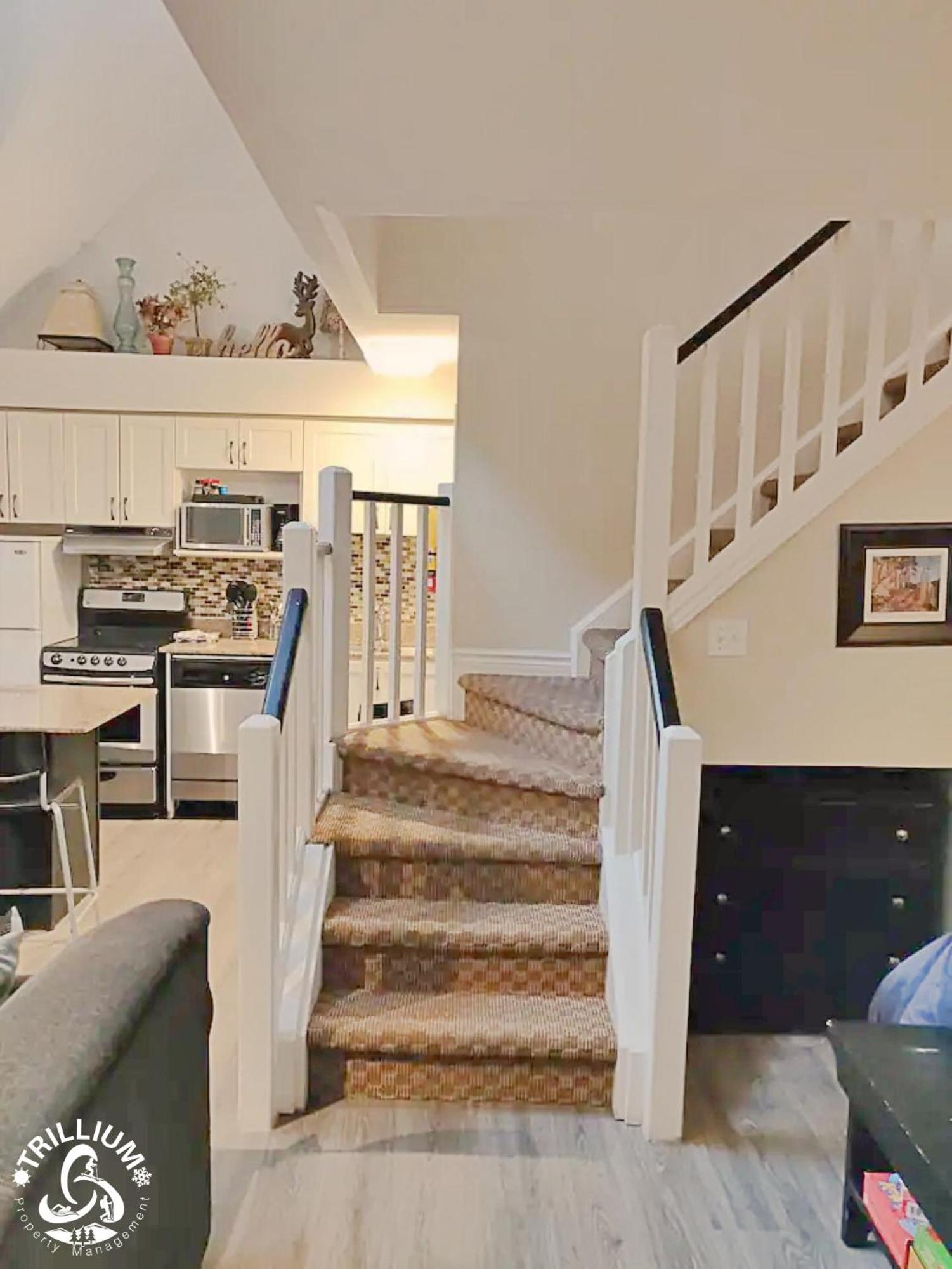 Blue Mountain, Collingwood - Loft Condo, Sleeps 4 Holiday home Blue Mountains