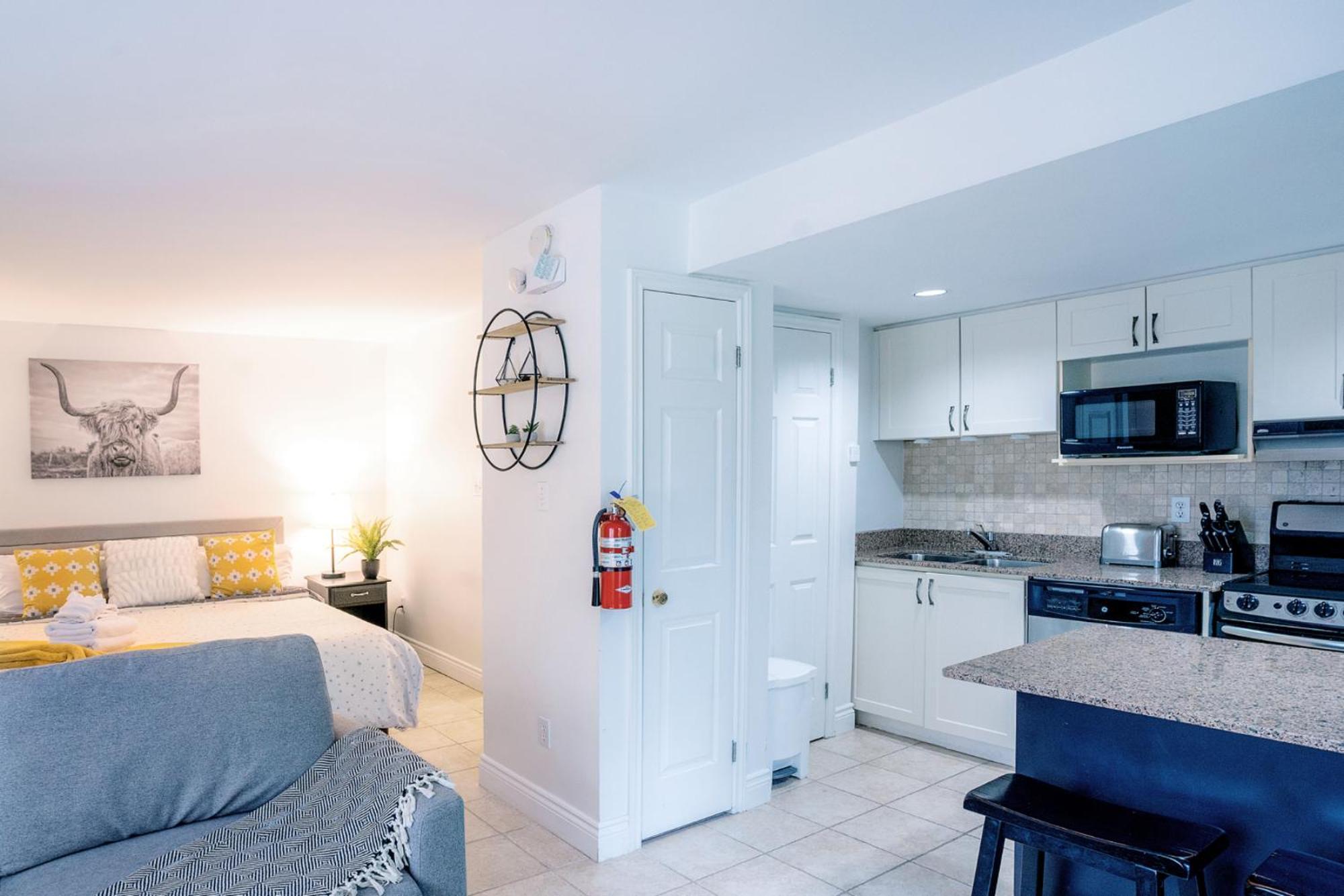 Trendy Blue Mountain Studio - King Bed, Free Coffee * Blue Mountains